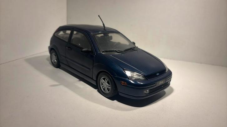 Ford focus zx3 motermax, Hobby en Vrije tijd, Modelauto's | 1:18, Zo goed als nieuw, Overige merken, Ophalen of Verzenden