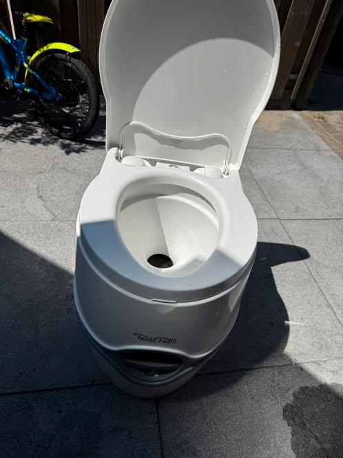 Porta potti, Caravans en Kamperen, Camper-accessoires, Zo goed als nieuw, Ophalen
