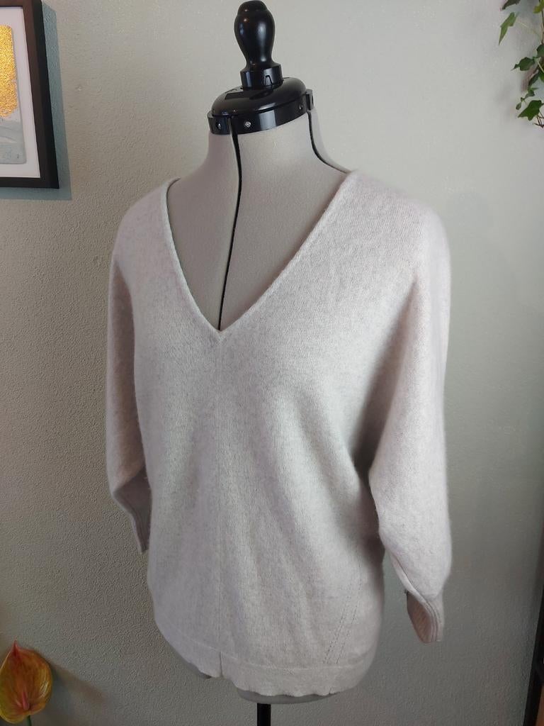 Yorn Cashmere Trui - Lichtgrijs - Maat M, Kleding | Dames, Maat 38/40 (M), Yorn, Ophalen of Verzenden, Zo goed als nieuw