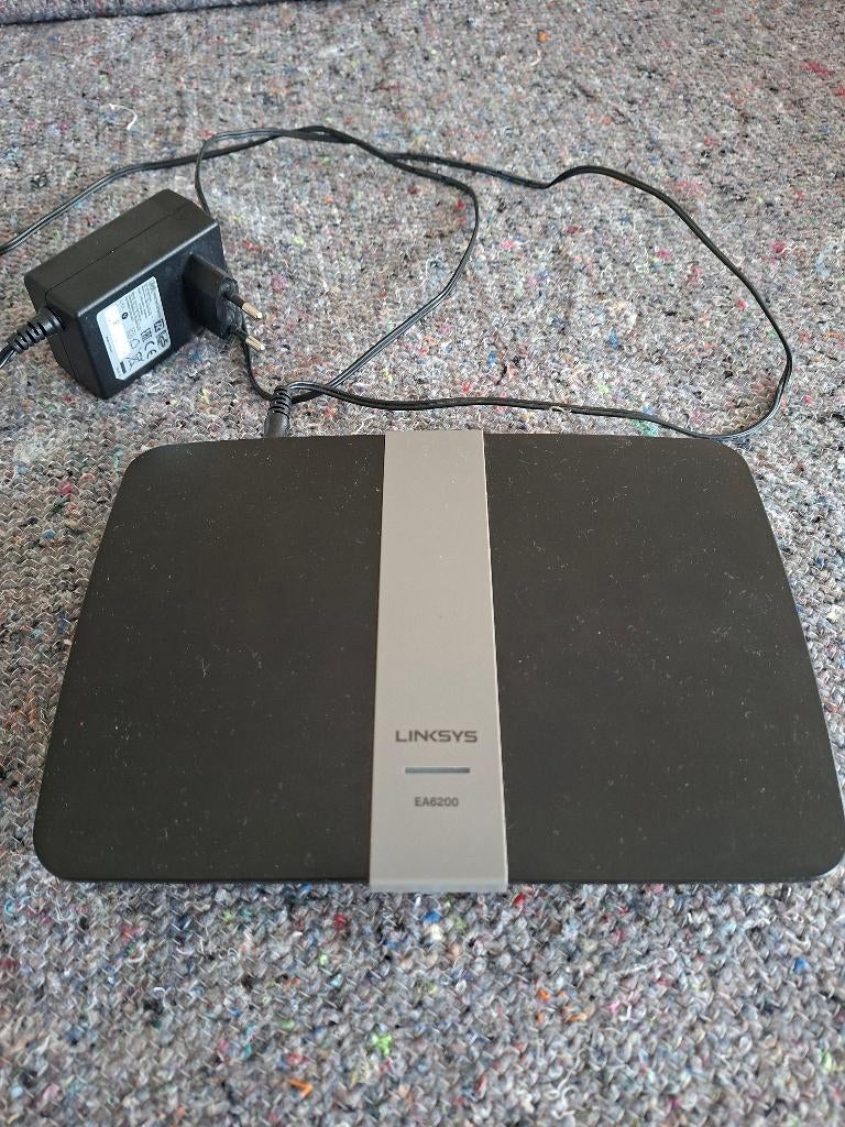 router Linksys EA6200, Ophalen of Verzenden, Gebruikt, Router, Linksys