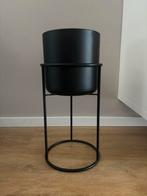 Zwarte bloempot op voet, nieuw, Ophalen, Minder dan 60 cm, Rond, Nieuw