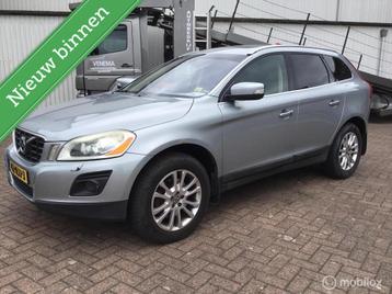 Volvo XC60 2.4 D5 AWD Summum 136kw /185pk trekhaak pano dak beschikbaar voor biedingen