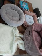 Te koop katten mandjes en drinkfontein. Top staat, Dieren en Toebehoren, Ophalen of Verzenden