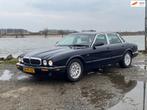 Jaguar XJ 3.2 V8 Executive nl auto volledig dealer onderhoud, Achterwielaandrijving, Gebruikt, Blauw, Bedrijf