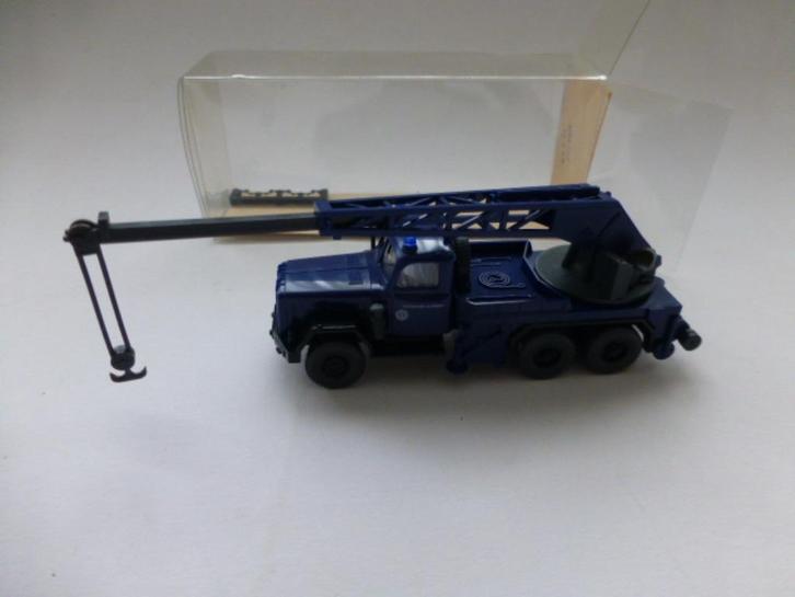 Wiking 24694 Magirus kraan THW, Hobby en Vrije tijd, Modelauto's | 1:87, Zo goed als nieuw, Bus of Vrachtwagen, Wiking, Ophalen of Verzenden