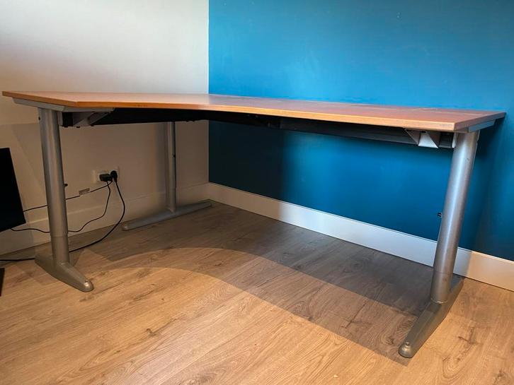 IKEA Effektiv Bureau - Gebruikt, Huis en Inrichting, Bureaus, Gebruikt, Bureau, Ophalen
