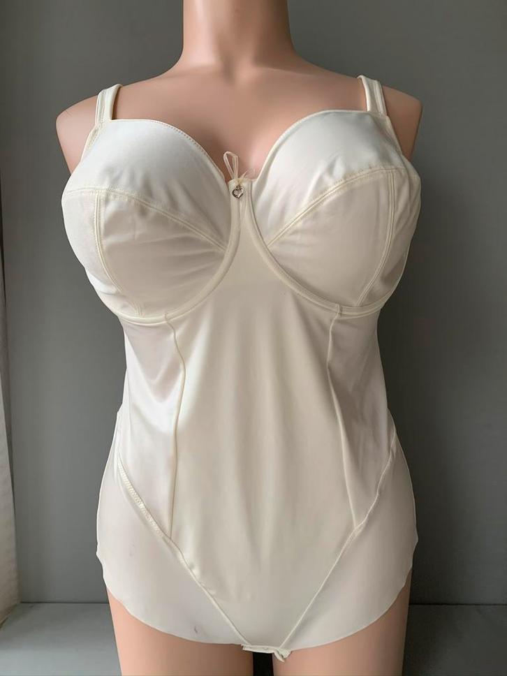 Ulla dessous body maat 120b - 115d - 120g, Kleding | Dames, Ondergoed en Lingerie, Body of Korset, Overige kleuren, Verzenden