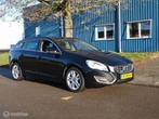 Volvo V60 2.4 D5 215pk Xenon Standkachel Navi Stoelverw Pdc, Voorwielaandrijving, Euro 5, Gebruikt, Zwart