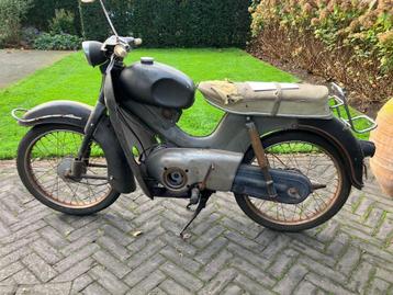 Een originele en complete Kreidler eitank bwjr 1958. beschikbaar voor biedingen