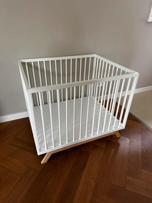 Nette box 80 x 100 cm inclusief matras en boxkleden, Kinderen en Baby's, Boxen, Gebruikt, Ophalen of Verzenden