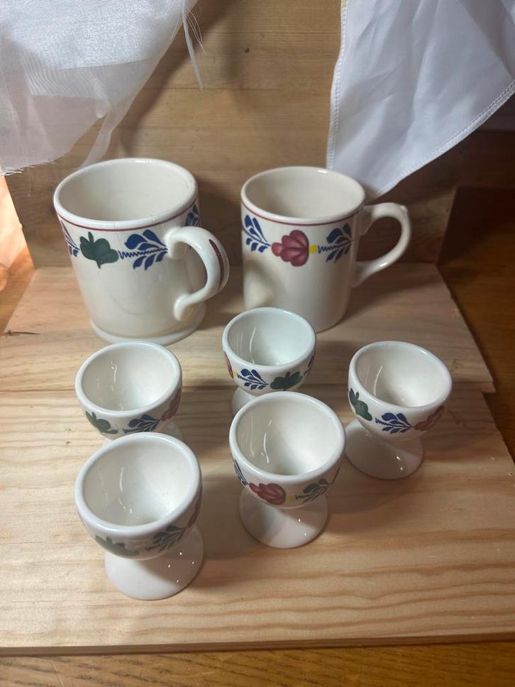 Boerenbont kopjes en eierdopjes set, Antiek en Kunst, Antiek | Servies compleet, Ophalen of Verzenden