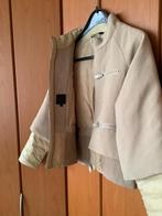 Supergave mooie beige jas van Silvian Heach, maat S., Kleding | Dames, Jassen | Winter, Beige, Ophalen of Verzenden, Zo goed als nieuw