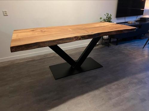 Prachtige boomstamtafel van een beuk Kralingse bos, Huis en Inrichting, Tafels | Eettafels, Nieuw, Vijf personen of meer, Rechthoekig