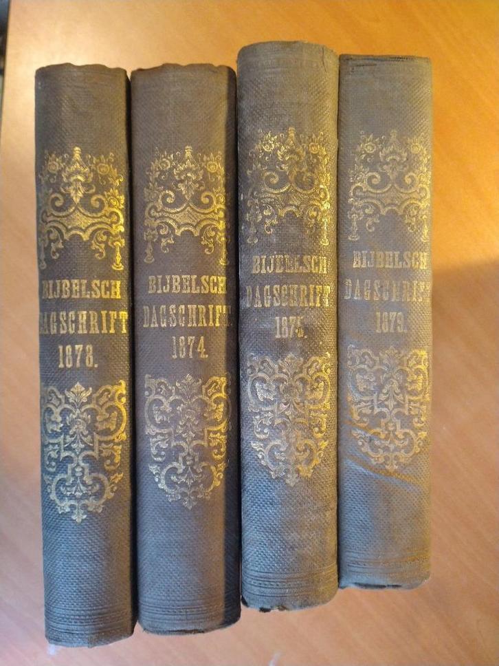 Bijbelsch Dagschrift 1874, 1875, 1876, 1878, 1879, Boeken, Godsdienst en Theologie, Gelezen, Ophalen of Verzenden