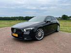 Mercedes-Benz A-Klasse A220 | AMG-line | A35 pakket | 190 PK, Auto's, Mercedes-Benz, Zwart, Zwart, Particulier, 1600 kg