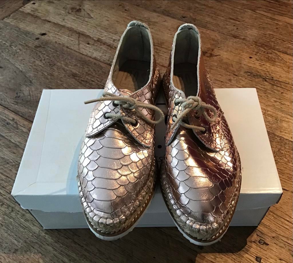 Pair of Shoes echt leren espadrilles maat 36, Overige kleuren, Ophalen of Verzenden, Zo goed als nieuw, Espadrilles of Moccasins