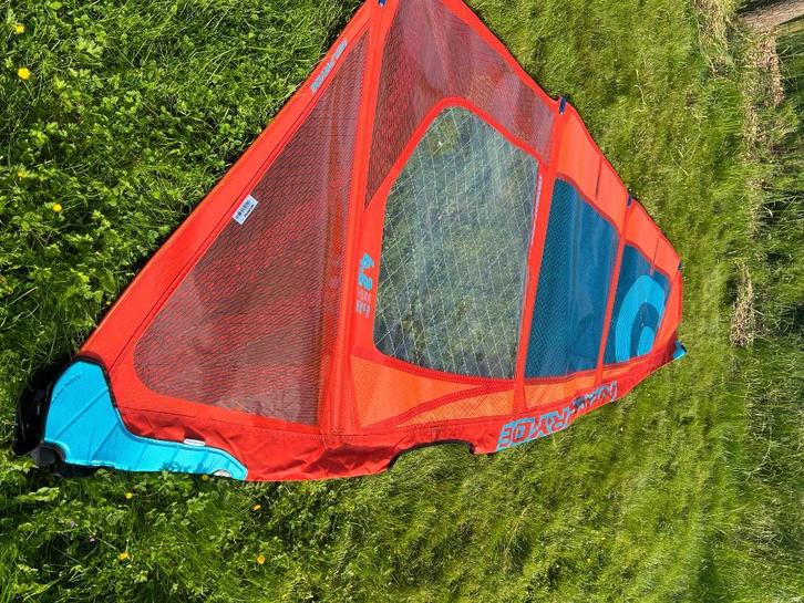 Neil Pryde combat wave HD 4,2, Watersport en Boten, Windsurfen, Zo goed als nieuw, Zeil, Met draagtas, Minder dan 5 m², Ophalen