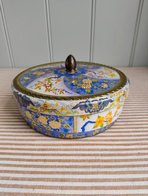 Vintage! Prachtig rond blik doos gebloemd trommel, Verzamelen, Blikken, Zo goed als nieuw, Overige, Overige merken, Ophalen of Verzenden