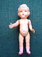 Celluloid popje. Gemerkt met vlinder., Verzamelen, Poppen, Ophalen of Verzenden, Zo goed als nieuw, Pop