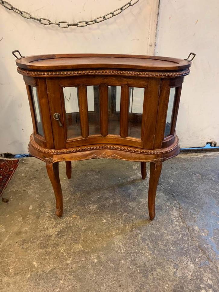 Kast twee notenhouten thee kastjes erg mooi, Antiek en Kunst, Antiek | Meubels | Kasten, Ophalen of Verzenden