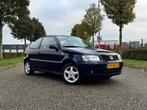 Volkswagen Polo 1.4 55KW 2001 Blauw, Auto's, Voorwielaandrijving, 450 kg, 74 pk, 4 cilinders