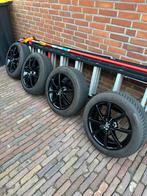 Velgen met winterbanden ,Peugeot 108,Citroën C1,Toyota Aygo, Ophalen, Gebruikt, 15 inch, Banden en Velgen
