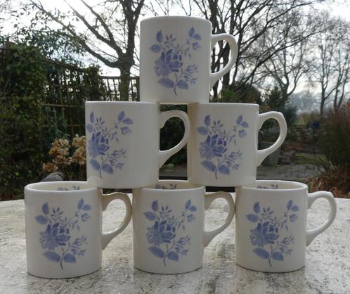 Royal Boch Fleurs Bleu Kommen + Jumbo - en Senseo mokken, Huis en Inrichting, Keuken | Servies, Nieuw, Kom(men), Overige stijlen