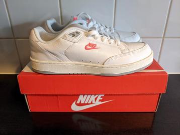 Nike Grandstand II Premium - Maat 39 beschikbaar voor biedingen