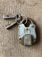 origineel en goed werkend antiek hangslot Secure 4 lever 23, Ophalen of Verzenden