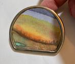 Vintage zijde grote goudkleur boho broche landschap designer, Overige materialen, 4 tot 7 cm, Ophalen of Verzenden, Zo goed als nieuw