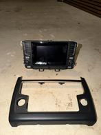 Originele VW Polo Radio met Digitaal Scherm, Auto diversen, Autoradio's, Ophalen of Verzenden, Zo goed als nieuw