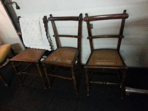 OPRUIMING 3 X ANTIEKE STOELTJES 25.00 P.S, Huis en Inrichting, Stoelen, Zo goed als nieuw, Ophalen