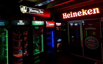 Koelkast met reclame?  ''De Kornschuur'' beschikbaar voor biedingen