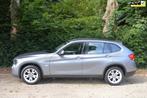 BMW X1 SDrive18i Exe 182dkm/afn trekhaak/dealer onderh, Te koop, Zilver of Grijs, Geïmporteerd, Benzine