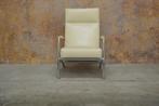 ZGANieuw witte leren Leolux Helical design fauteuil + poef, Huis en Inrichting, Fauteuils, Ophalen, Leolux, Design, 75 tot 100 cm