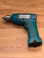 MAKITA 7,2 volt accu boormachine met nieuwe accu, Gebruikt, Variabele snelheid, Ophalen of Verzenden, Boor- en Schroefmachine