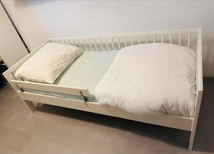 IKEA Peuterbed Compleet met Matras en Dekbed, Kinderen en Baby's, Kinderkamer | Bedden, Gebruikt, 160 tot 180 cm, 70 tot 85 cm