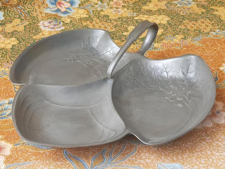 Mooie Art Nouveau schaal uit Duitsland van Orivit 29 cm., Antiek en Kunst, Antiek | Tin, Ophalen of Verzenden