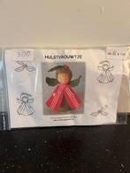 Zelfmaakpakket hulstvrouwtje atelier Pippilotta, Hobby en Vrije tijd, Verzenden, Nieuw, Boek of Patroon, Wolvilt