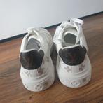 Louis Vuitton Sneakers Maat 39, Wit, Louis Vuitton, Ophalen of Verzenden, Sneakers of Gympen