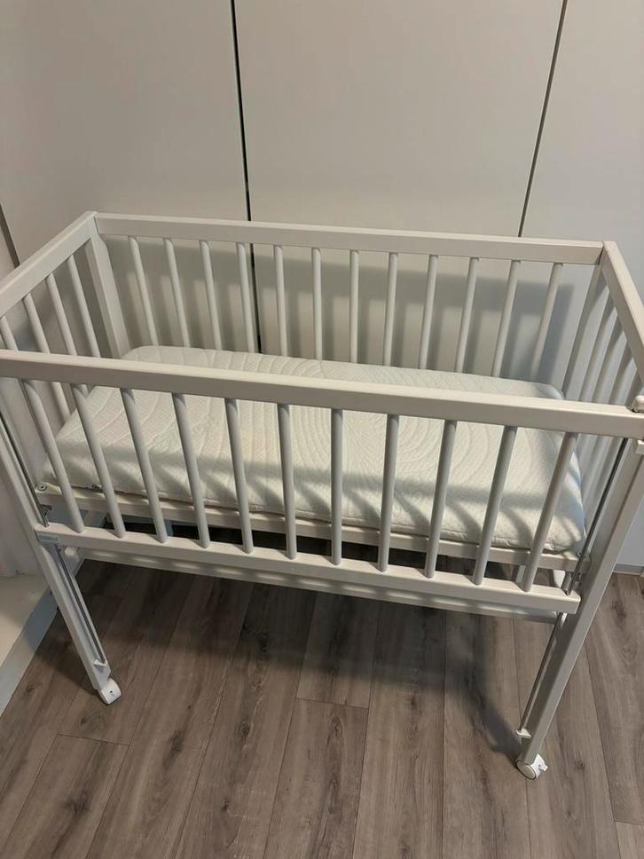 Wieg/co-sleeper Fillikid 90x40 cm, Kinderen en Baby's, Babywiegjes en Ledikanten, Gebruikt, Wieg, Ophalen
