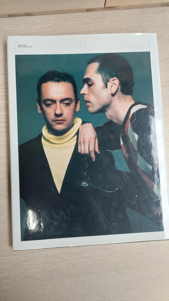 Viktor & Rolf Couture Book Groninger Museum, gesigneerd, Boeken, Kunst en Cultuur | Fotografie en Design, Zo goed als nieuw, Overige onderwerpen