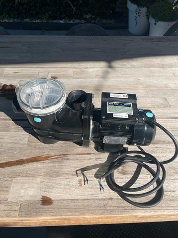 Waterland Zwembadpomp 550W beschikbaar voor biedingen