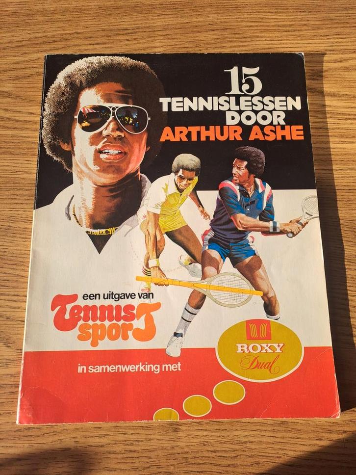 15 Tennislessen door Arthur Ashe, Boeken, Sportboeken, Gelezen, Balsport, Ophalen of Verzenden