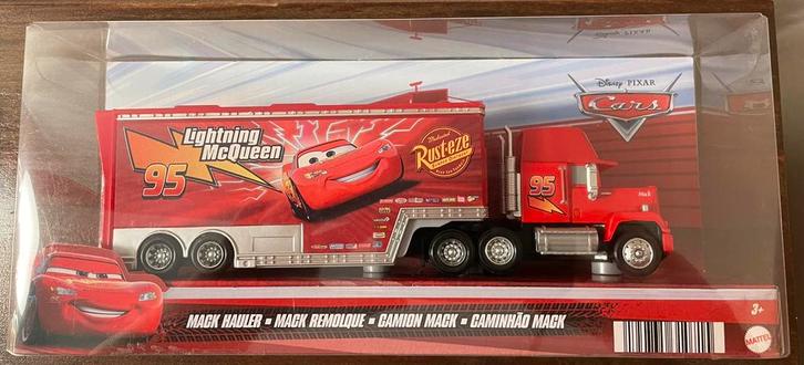 Disney Cars: Mack hauler/vrachtwagen (nieuw in verpakking), Kinderen en Baby's, Speelgoed | Speelgoedvoertuigen, Zo goed als nieuw