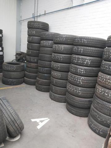 Partij Cargo bestelwagen banden 17" 16" 15" 14" 46 stuks beschikbaar voor biedingen