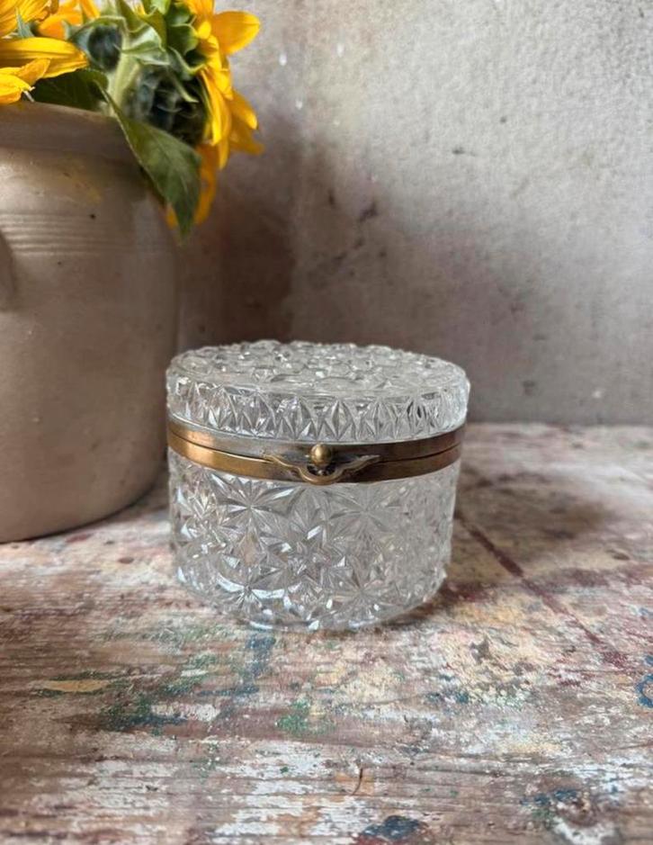 Antiek glazen doosje met knipsluiting, Antiek en Kunst, Antiek | Glas en Kristal, Ophalen of Verzenden