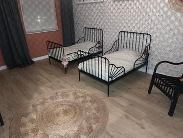Ikea meegroei bed 2x  beschikbaar voor biedingen