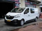 Renault TRAFIC 2.0 dCi L2H1 DC Comfort Aut Navi Camera PDC, Auto's, Bestelauto's, Te koop, Geïmporteerd, 1630 kg, 14 km/l