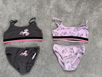 Topjes ondergoed, 134/140 beschikbaar voor biedingen